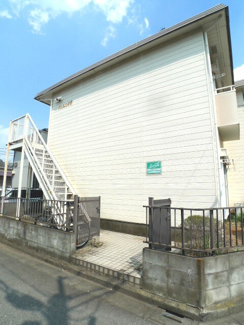 ノエルニイザの物件外観写真