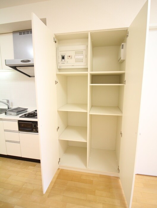 レジディア日本橋浜町の物件内観写真