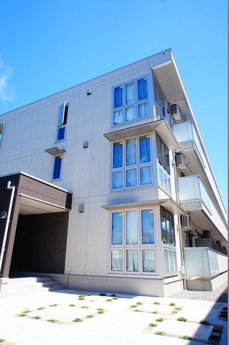 マリアエレナの物件外観写真