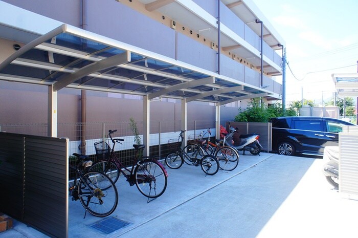 マリアエレナの物件外観写真