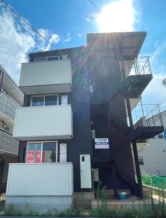 エトワール鶴ヶ島の物件外観写真