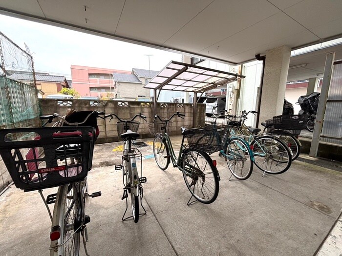 プチメゾン・トシの物件外観写真