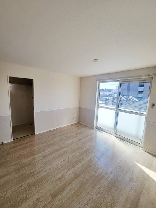 Ｌａ　Ｐａｓｓｅｒｅｌｌｅの物件内観写真