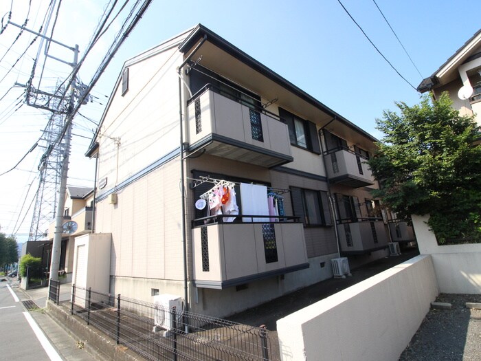 エンゼルハイツの物件外観写真