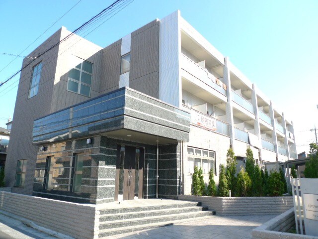 グロ－スリングの物件外観写真