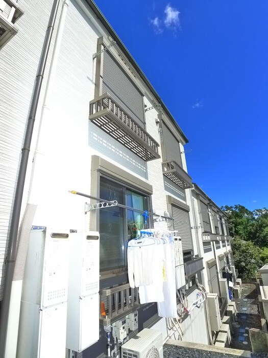 フォルビテッツァ松ヶ丘の物件外観写真