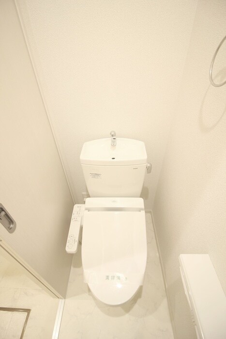 フォルビテッツァ松ヶ丘の物件内観写真