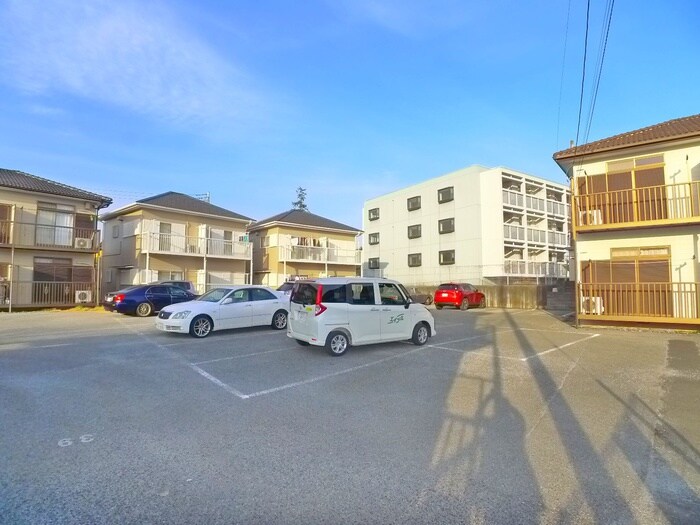 加賀ハイツＤの物件外観写真