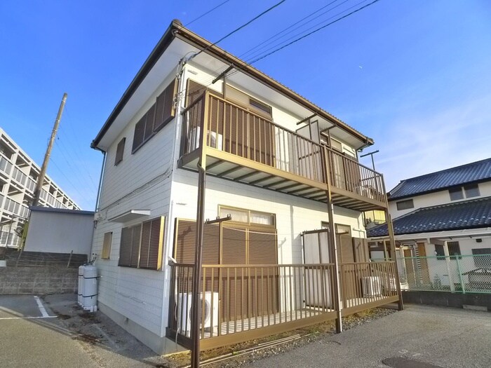 加賀ハイツＤの物件外観写真