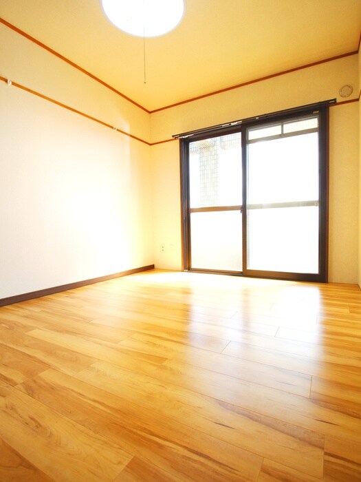 山崎第６ビルの物件内観写真