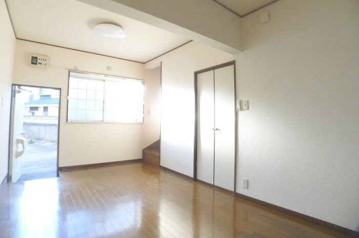 コーポラス丸秀Ｃ棟の物件内観写真