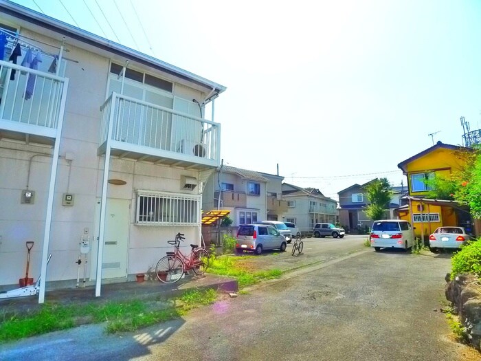 コーポラス丸秀Ｃ棟の物件外観写真