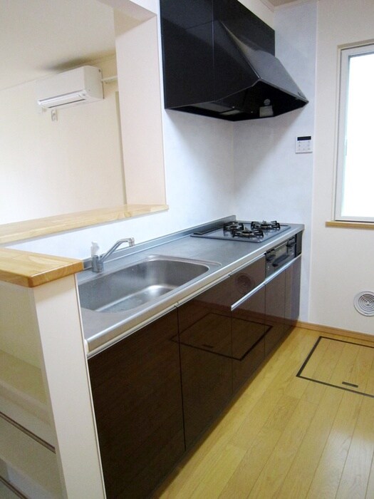 サイプラスNISHIKIの物件内観写真