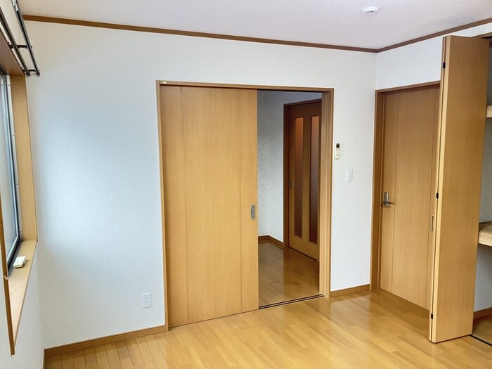 ハイツルーエⅡの物件内観写真