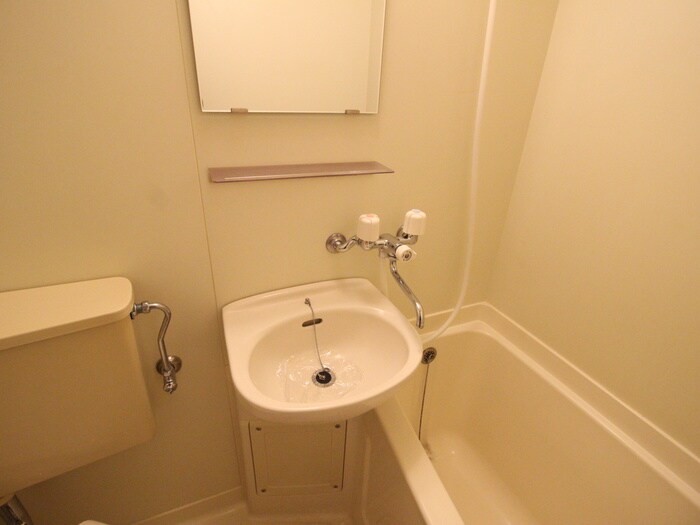 グリム武蔵新城の物件内観写真