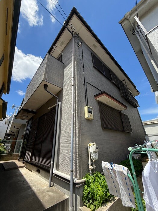 栗山邸の物件外観写真