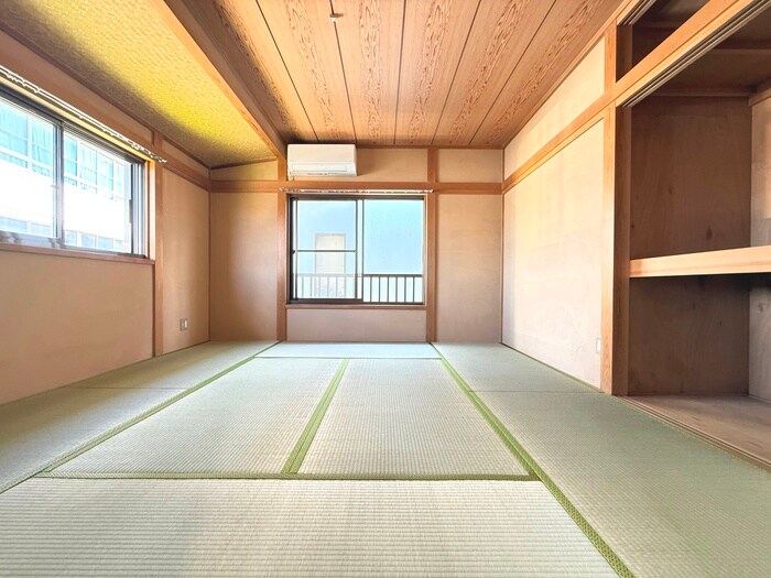 栗山邸の物件内観写真