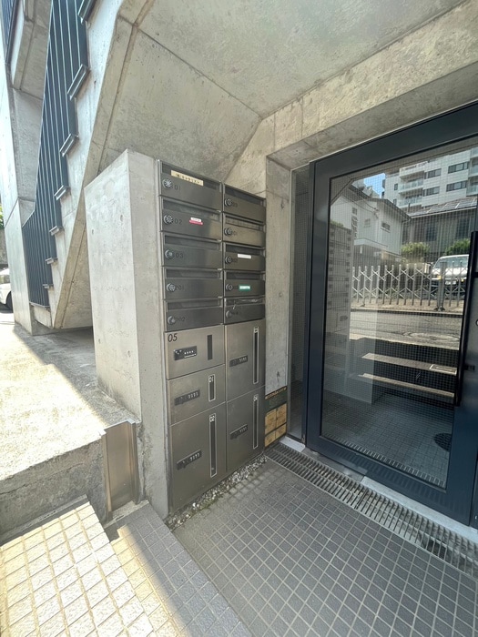 ＨＯ三鷹の物件外観写真