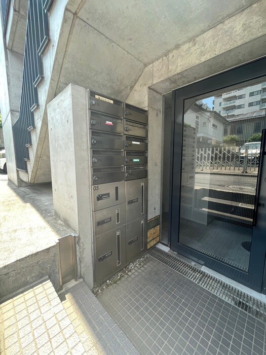 ＨＯ三鷹の物件外観写真