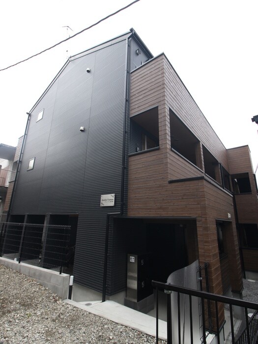 アザーレ・バモス藤沢本町の物件外観写真