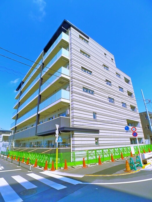 ホーリーホックの物件外観写真