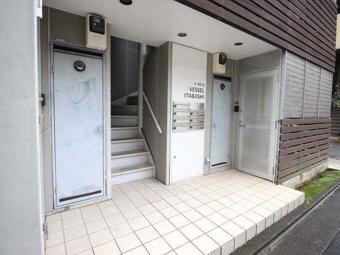 ベッセル板橋の物件外観写真