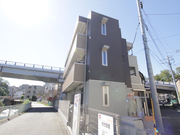 ライズ生田の物件外観写真