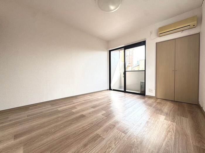 公郷エスポアの物件内観写真