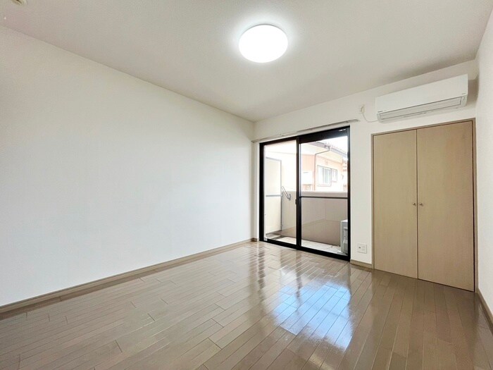 公郷エスポアの物件内観写真