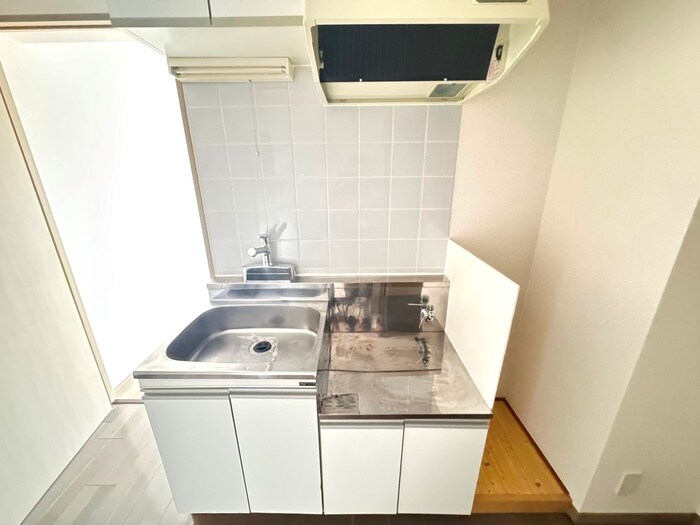 公郷エスポアの物件内観写真