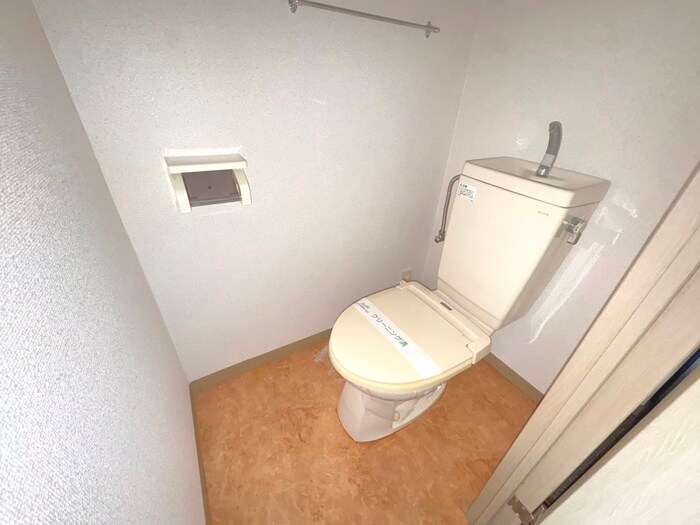 公郷エスポアの物件内観写真