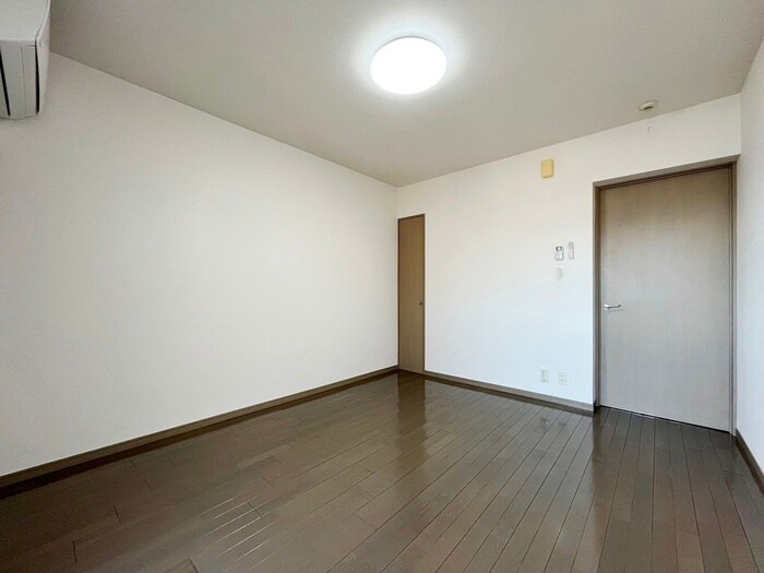 公郷エスポアの物件内観写真