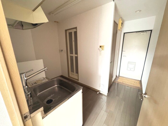 公郷エスポアの物件内観写真