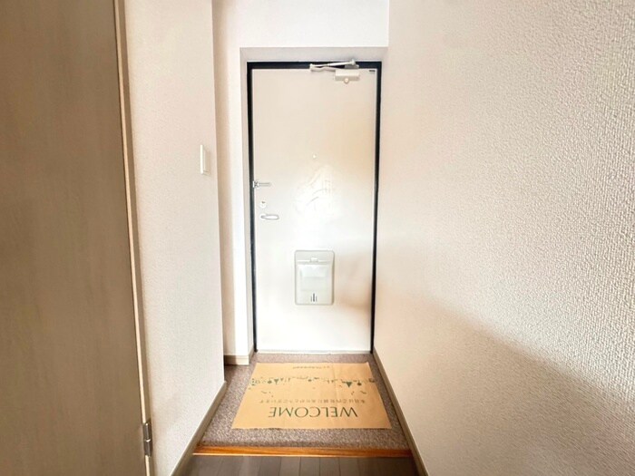 公郷エスポアの物件内観写真