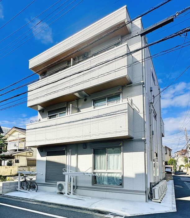 ルリアン江戸川の物件外観写真