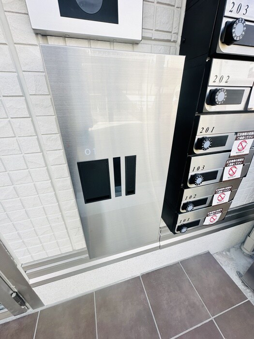 ルリアン江戸川の物件外観写真