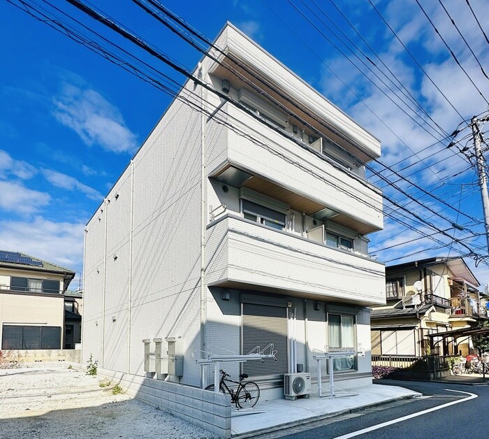 ルリアン江戸川の物件外観写真