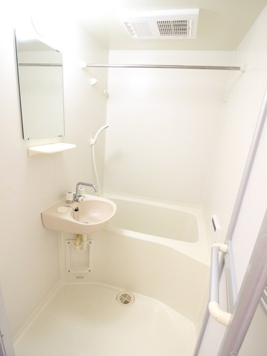 ＥＸＣＥＬＣＯＵＲＴ１２４－Ｂの物件内観写真