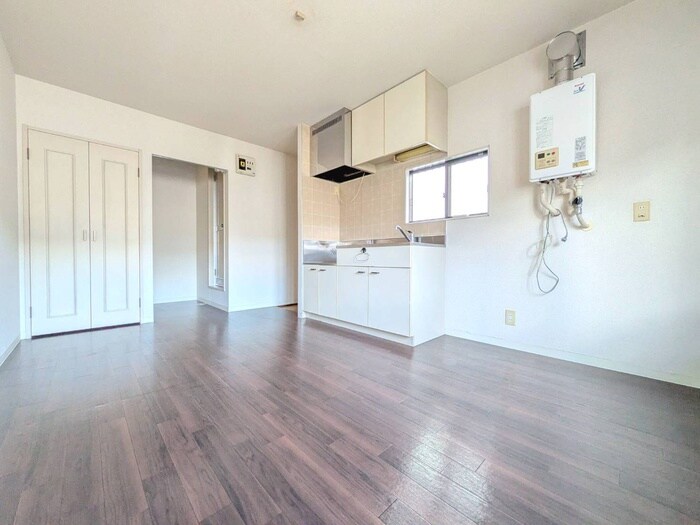 カーサマリーナの物件内観写真