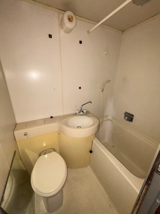 ハイツ吉田の物件内観写真