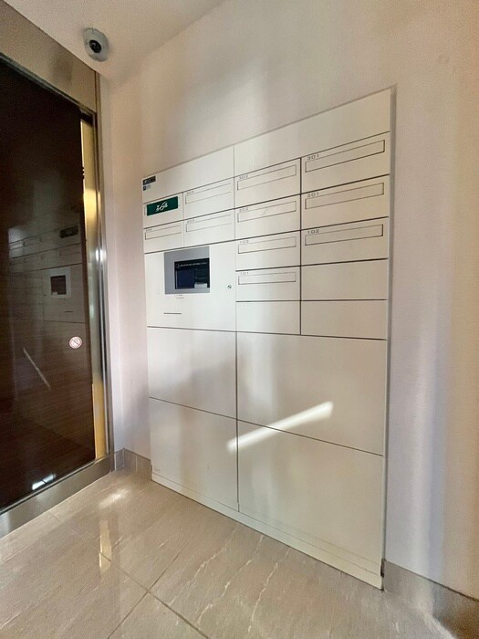 ポローニアクレスト中野の物件外観写真