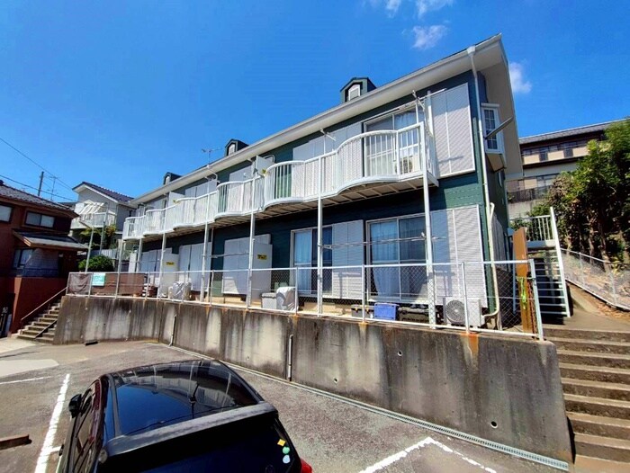 ウエストヒルズ Ⅱの物件外観写真