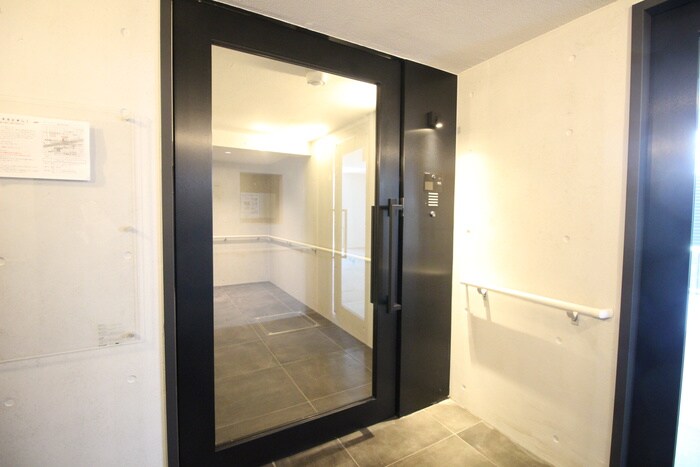 ラクラス中野弥生町の物件外観写真