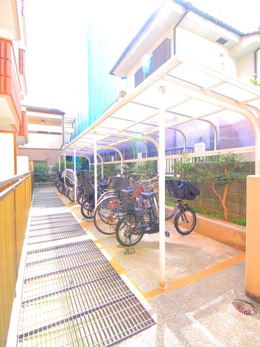 ロワイヤル大山の物件外観写真