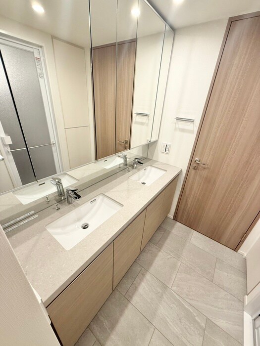 ｻﾞ･ﾊﾟｰｸﾊﾋﾞｵ神楽坂ﾚｼﾞﾃﾞﾝｽSouthの物件内観写真