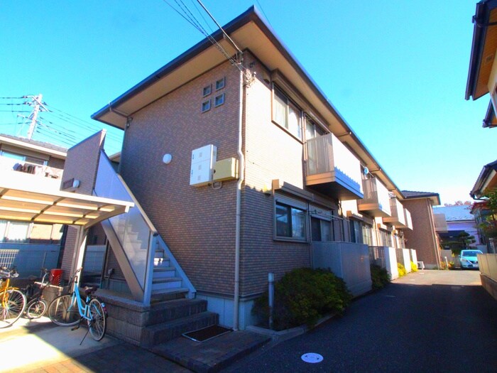 ディエンテの物件外観写真