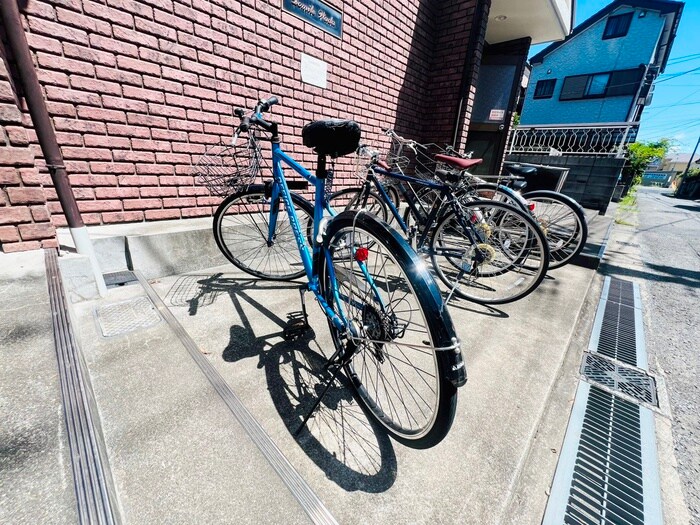 ドミールワダの物件外観写真