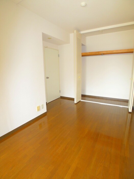 イーストパーク胡録台の物件内観写真