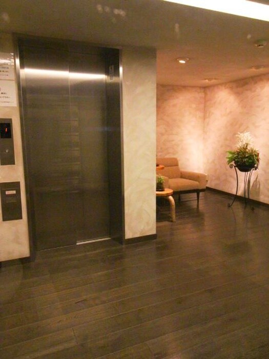 プライムア－バン三軒茶屋の物件外観写真