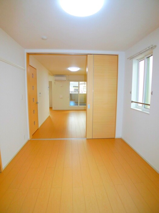 ローレルⅢの物件内観写真